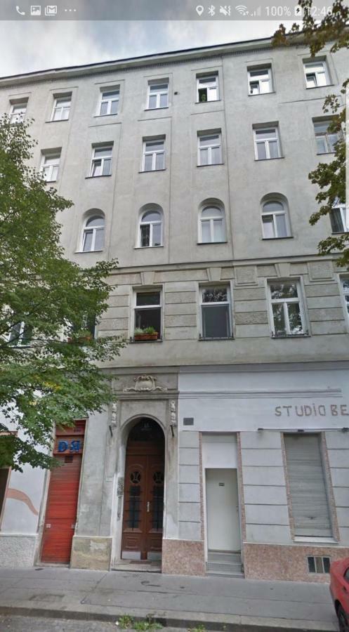 Apartament Prater Studio Next Fair, Un, Wu And City Center Wiedeń Zewnętrze zdjęcie